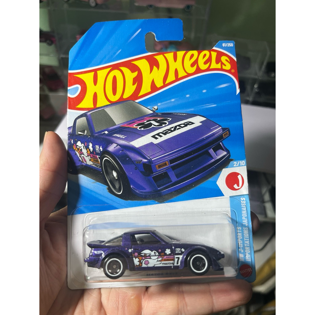 Xe Hot Wheels Mazda RX-7 (Tím - Hình Thỏ)
