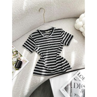  Áo Bigsize Nữ Tú Mỡ Áo Thun Bigsize Họa Tiết Ziczac Thiết Kế Trẻ Trung Đi Chơi Đi Tiệc Đủ Size 45-80kg AT0069 