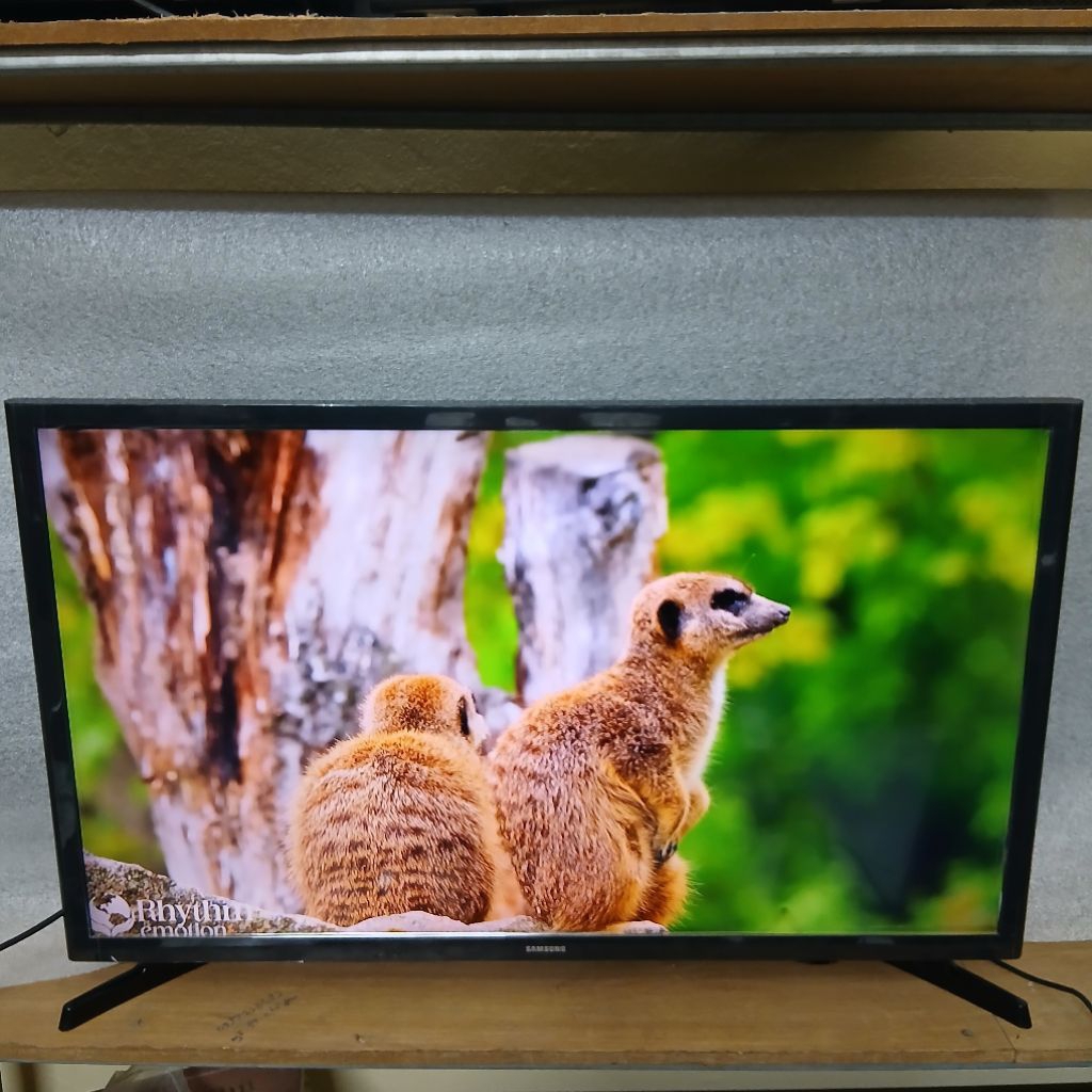 32inch samsung đã qua sử dụng còn mới 85%