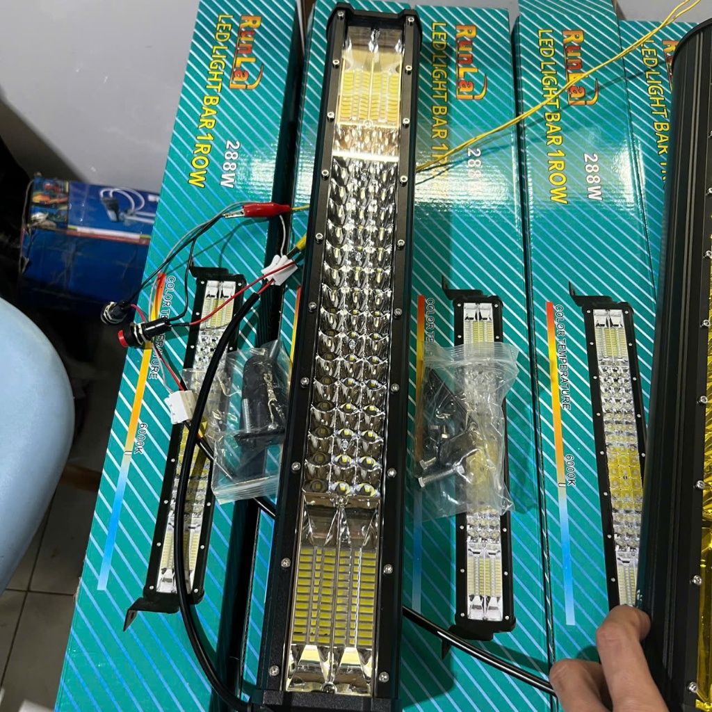 Đèn Led trợ sáng 3 hàng RunLai