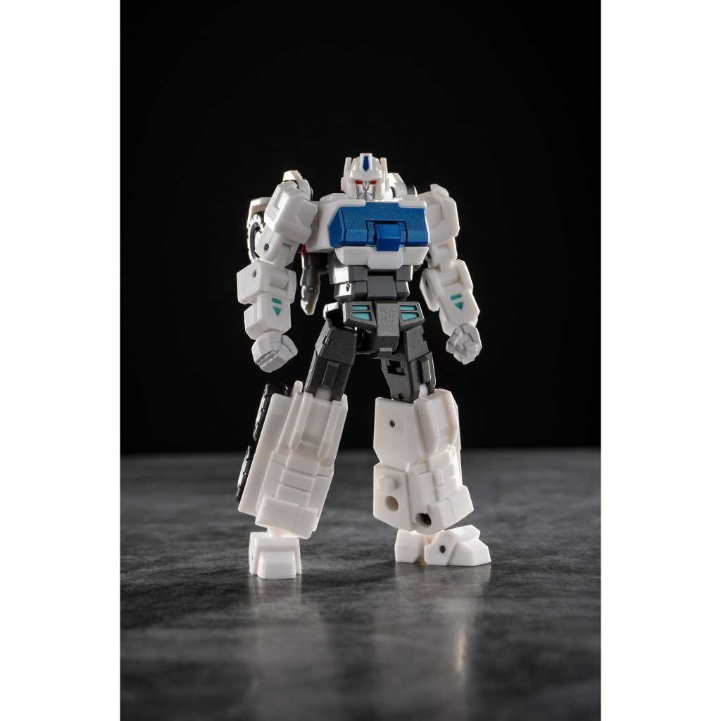 Người máy biến hình IF EX-44FG Ultra Magnus White City Commander First Generation (Không bao gồm giá
