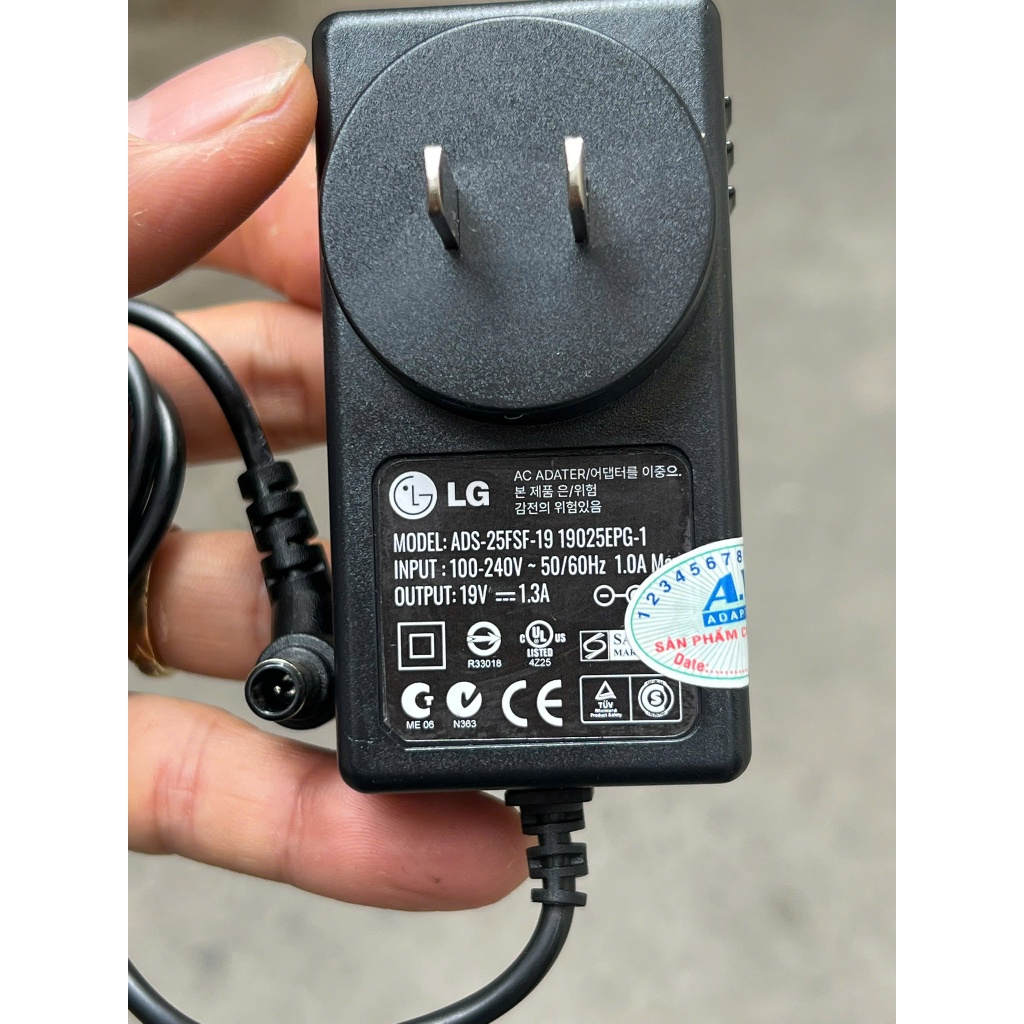 ADAPTER MÀN HÌNH LG-19V 1.3A