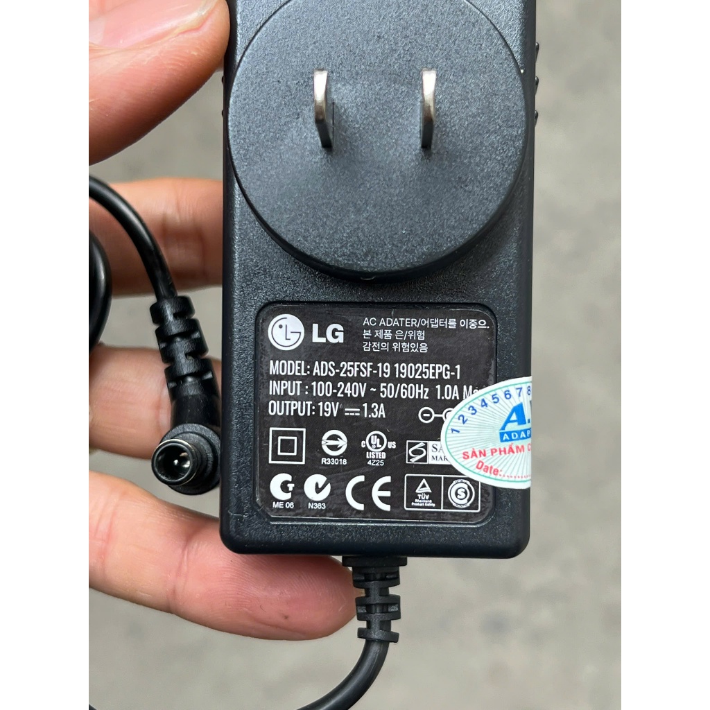 Adapter màn hình LG 19v 1.3a