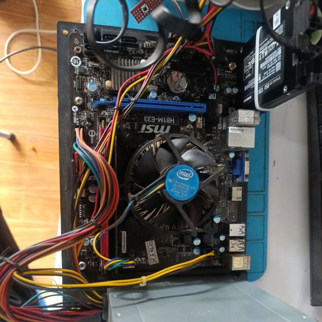 thanh lý combo main H81 Ram 8GB Chíp i34160