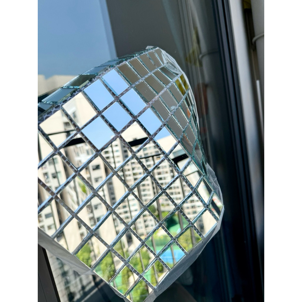 Miếng dán tường, gạch mosaic thuỷ tinh gương trơn