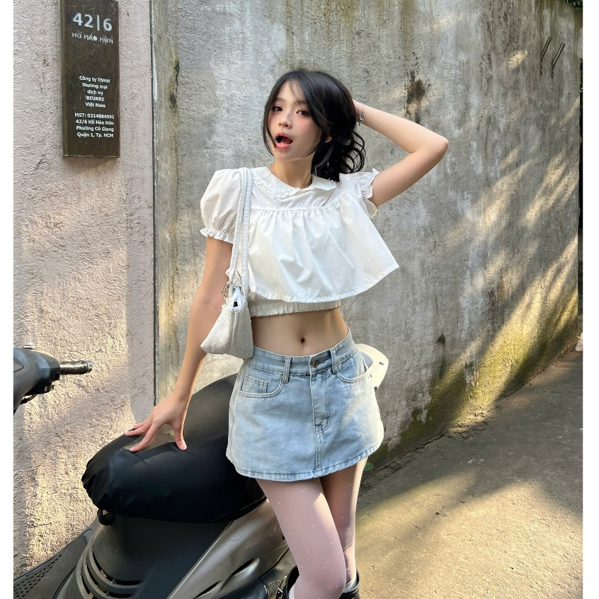 AREUM Áo Croptop Cổ bèo tay bồng KOMI Top kèm áo ống | BigBuy360 - bigbuy360.vn