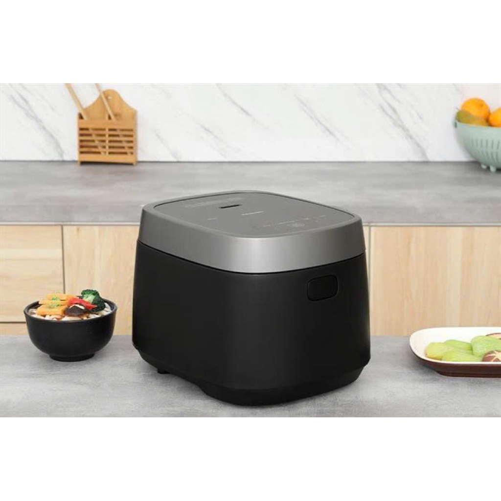 Nồi cơm cao tần Panasonic 1.5 lít SR-HN151KRA