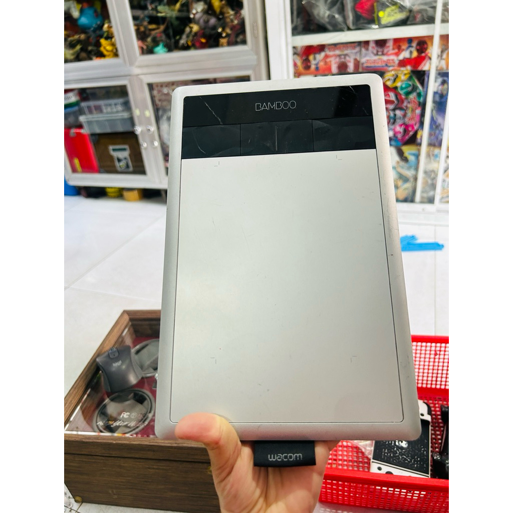 Bảng vẽ Wacom Bamboo Create Pen and Touch Tablet ( Ko lên pin- xác)