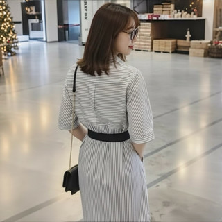 Đầm sơ mi cổ trụ sọc đen kèm belt đen