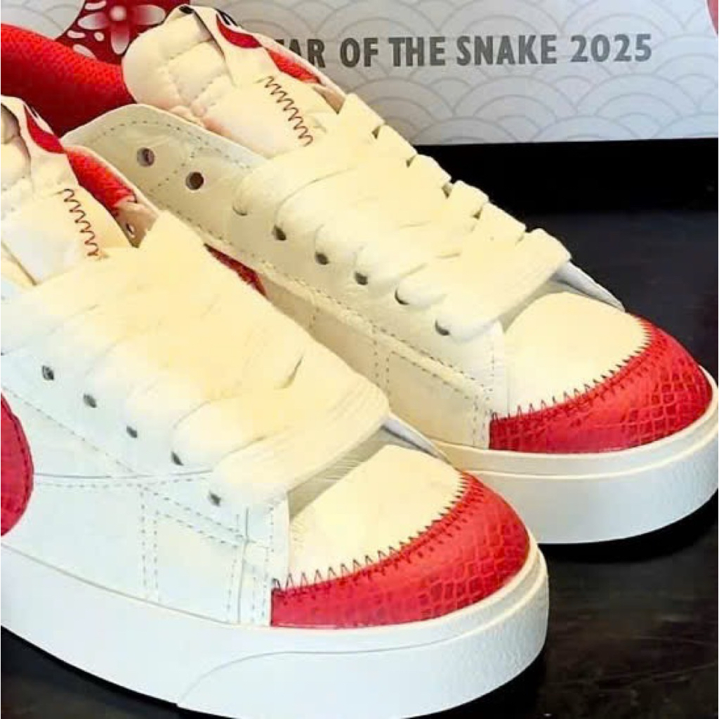 [ 𝒕𝒊𝒆𝒎𝒈𝒊𝒂𝒚𝒉𝒐𝒕𝒕𝒓𝒆𝒏𝒅 ] Giày sneaker blz rắn đen đỏ bản đẹp full box