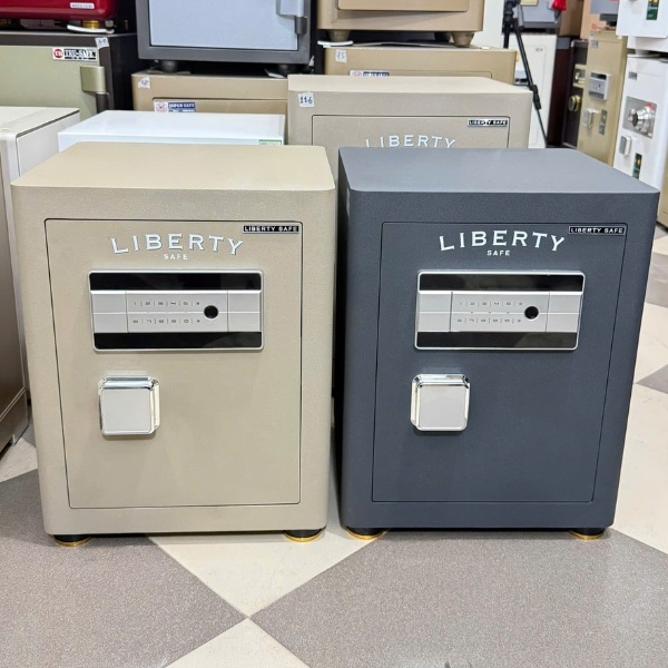 Két sắt thông minh Liberty LB50S 46kg cao 50 rộng 39 sâu 38cm (bảo hành 3 năm) kết nối app, báo động