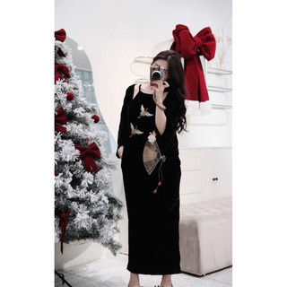 Váy nhung the cổ yếm thêu thủ công xinh iu