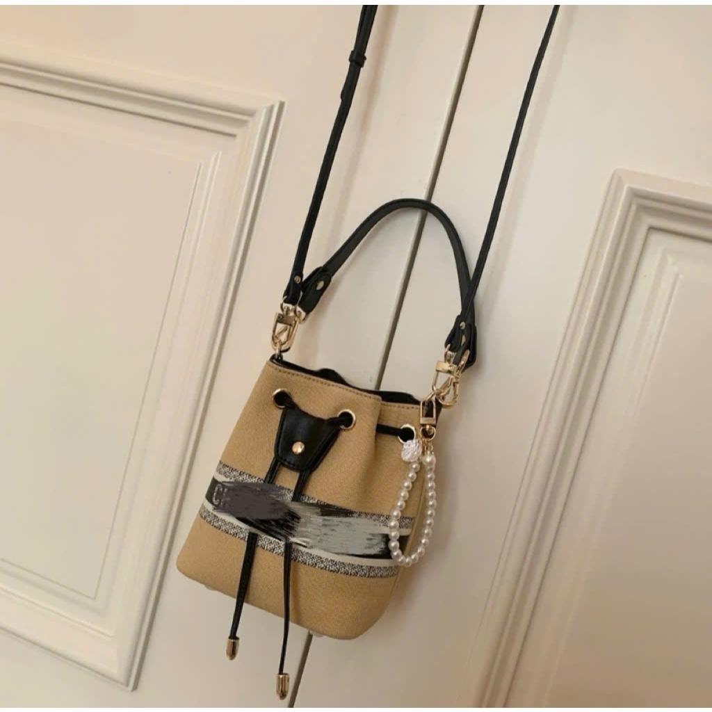 Túi Bucket Diii Oooo