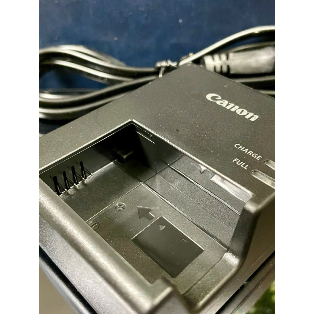 Sạc CANON LP-E17