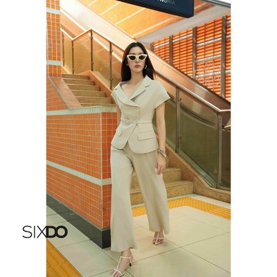 Áo vest ngắn tay cổ lệch SIXDO (Light Beige Woven Vest)