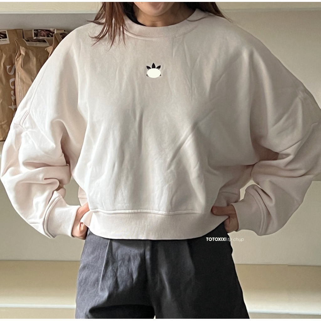 Áo sweater ADl French Terry Boxy Crop logo thêu