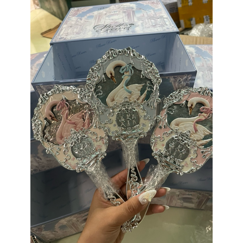 (Sẵn HCM) Gương Cầm Tay Trang Điểm Flower Knows Chính Hãng