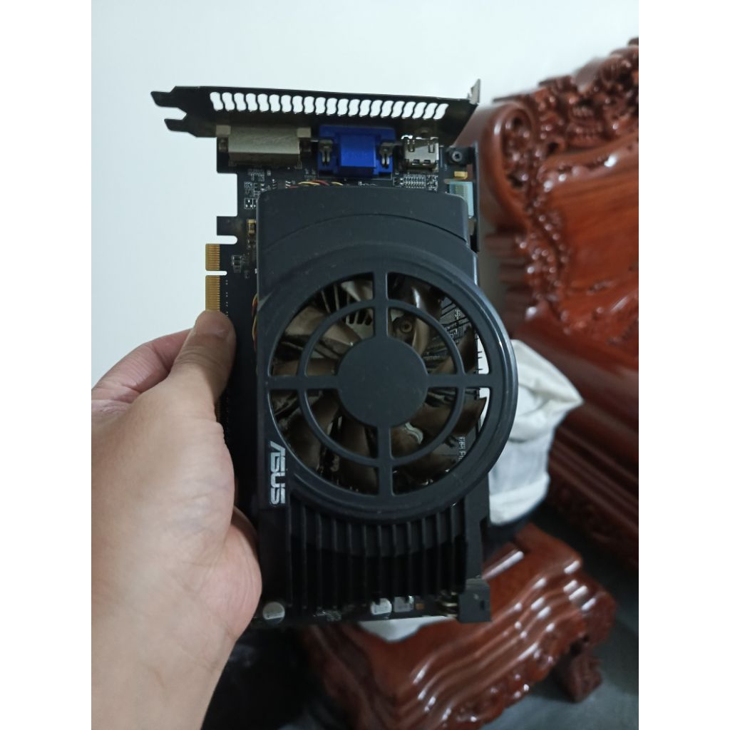 Card màn hình GTS 450 1G D5 chơi game LOL CF v. vv. v