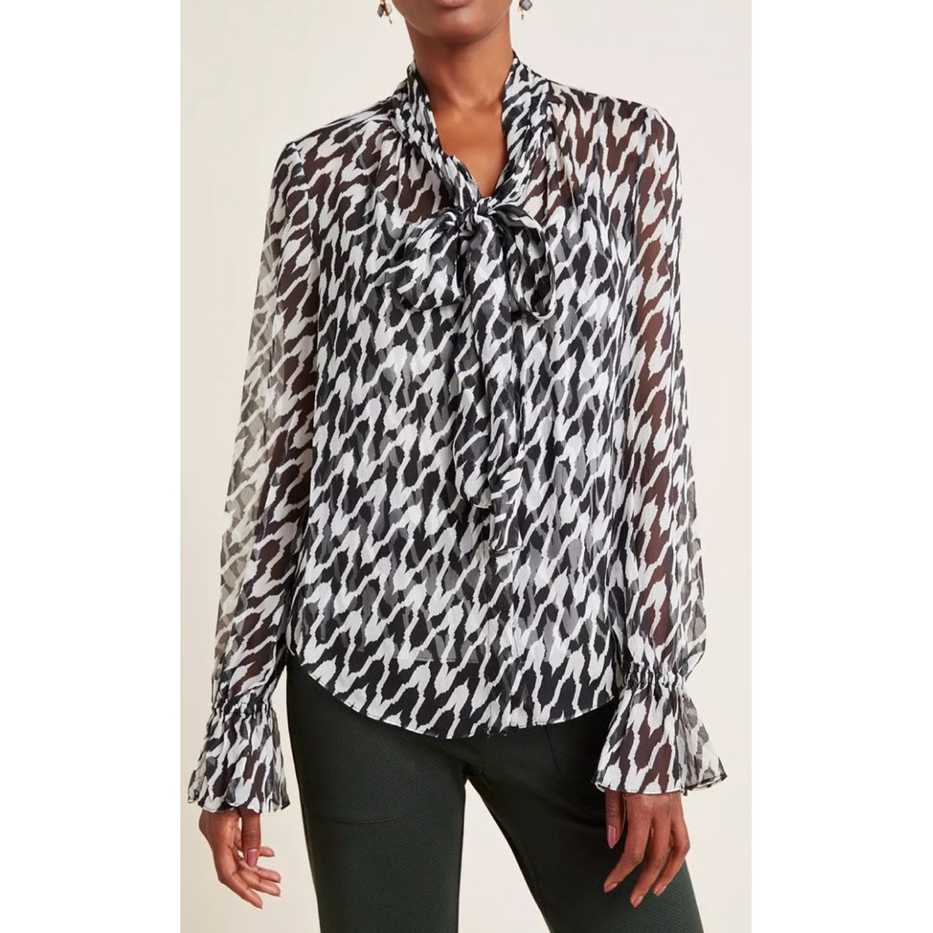 Áo sơ mi voan dài tay của Mỹ - 2 Hand (Size XXS-S).American long-sleeved chiffon shirt - 2 Hand