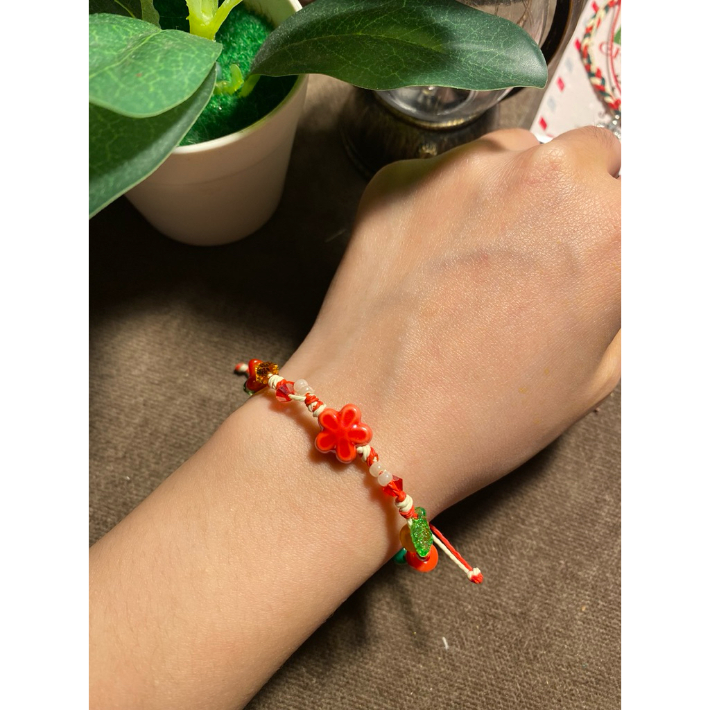 [Auguri] Vòng Tay Noel hoa sứ - Tông Đỏ Xanh Nổi Bật, quà tặng giáng sinh.