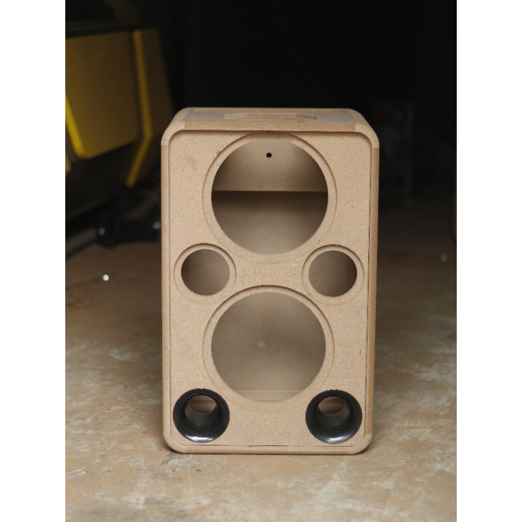 Box loa, vỏ loa bass 20 dáng đứng lắp mạch k18,k10, k2000