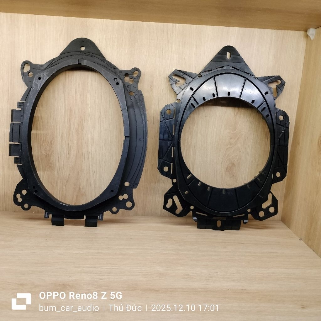 1 chiếc đế dưỡng cho loa hột xoài 6x9inch~16x24cm & 1 chiếc đế dưỡng chuyển từ loa 6x9inch xuống 6.5