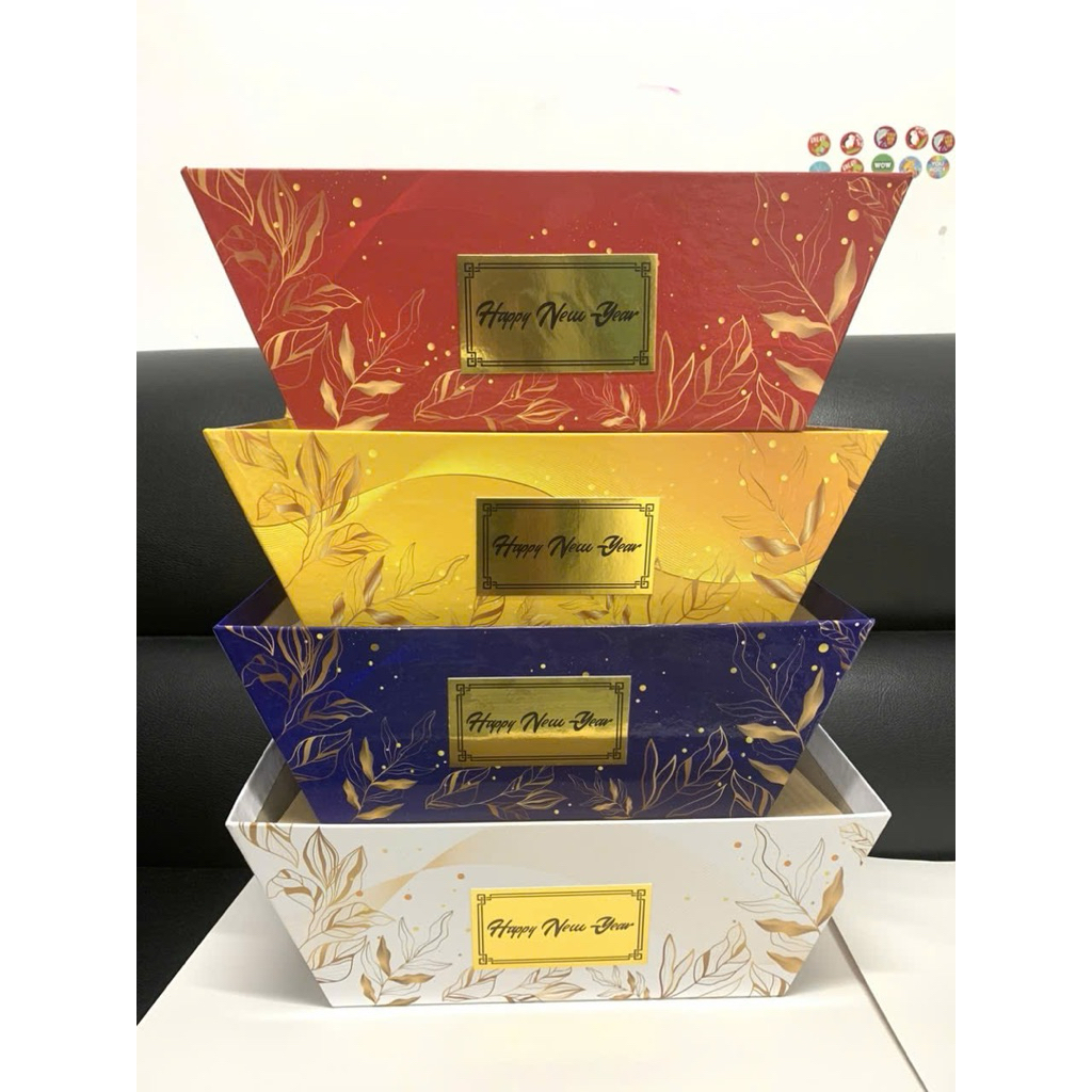 Set 10 khay thuyền Happy New Year hoa văn