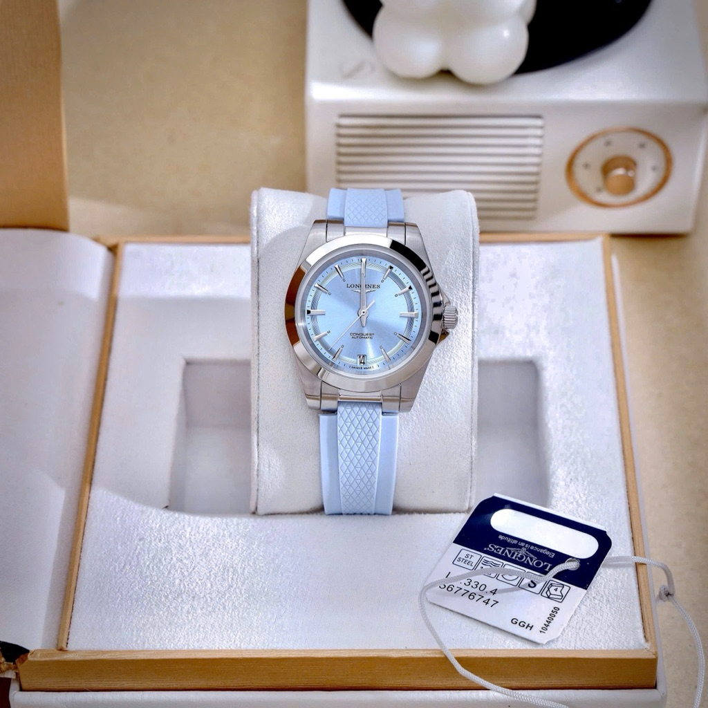 LONGINES 𝐂𝐨𝐧𝐪𝐮𝐞𝐬𝐭 𝐋𝟑.𝟒𝟑𝟎.𝟒.𝟗𝟐.𝟗 𝐁𝐥𝐮𝐞 𝐒𝐢𝐥𝐢𝐜𝐨𝐧𝐞 𝐖𝐚𝐭𝐜𝐡 𝟑𝟒𝐦𝐦