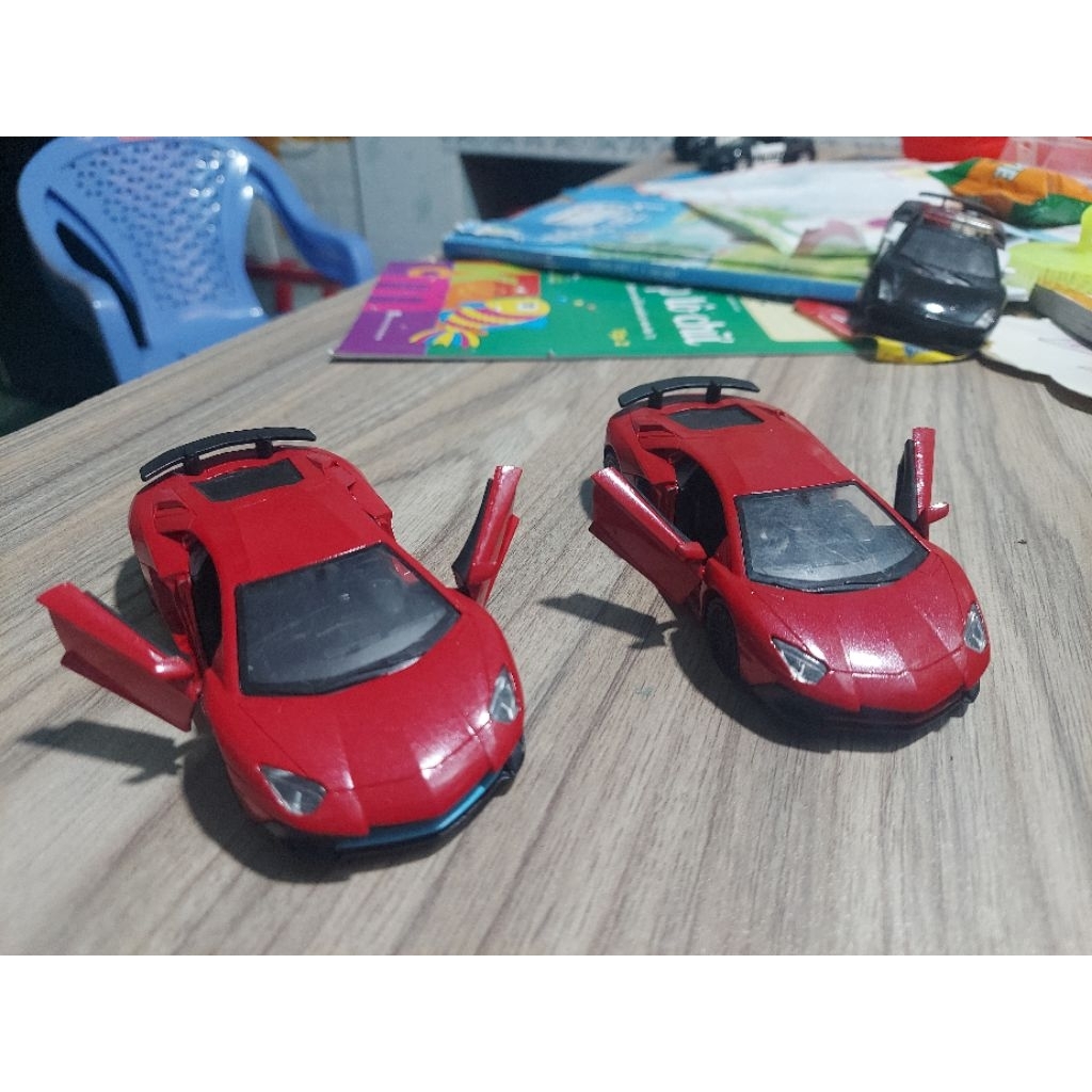 thanh lý cặp Lamborghini aventador 1,36