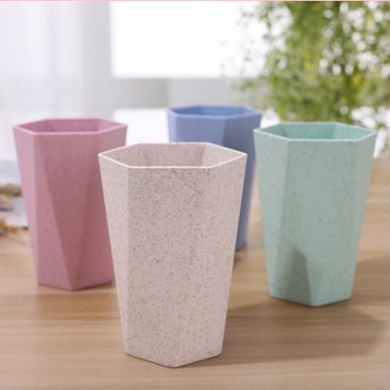 Cốc nhựa chịu nhiệt hình lục giác 88082