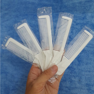 50 cây lược dùng trong khách sạn nhà nghỉ bỏ túi tiện lợi (MÀU TRẮNG)