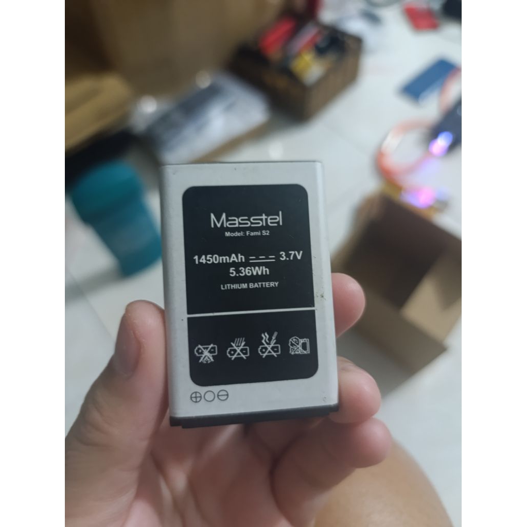 Pin Masstel Fami S2 dung lượng chuẩn 1450mah