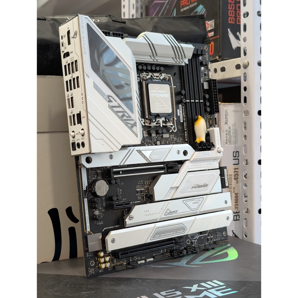 Bo mạch chủ ASUS ROG Strix Z790-A Gaming WiFi II