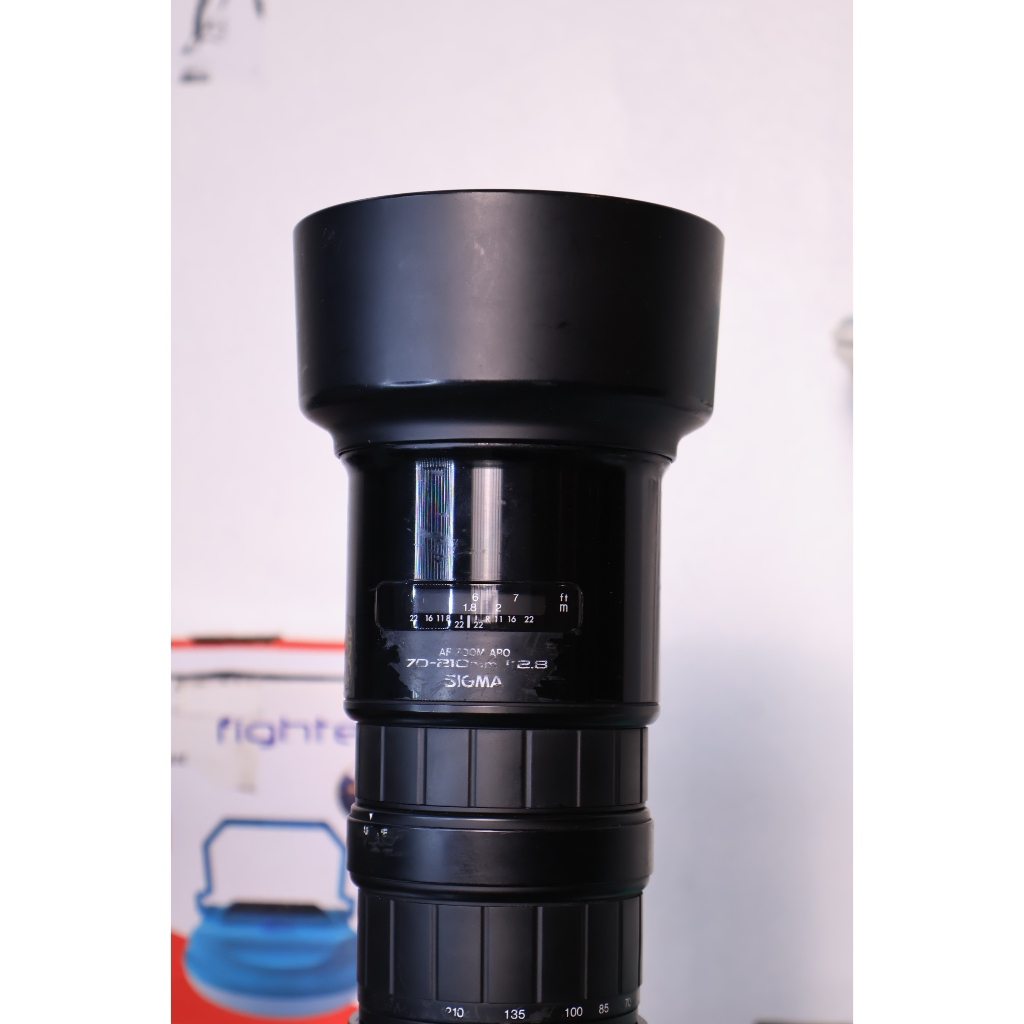 Ống kính canon Sigma 70-210mm Apo f2.8 (canon ef full frame - thấu kính sạch đẹp, hoạt động hoàn hảo) - Ống kính Canon EF