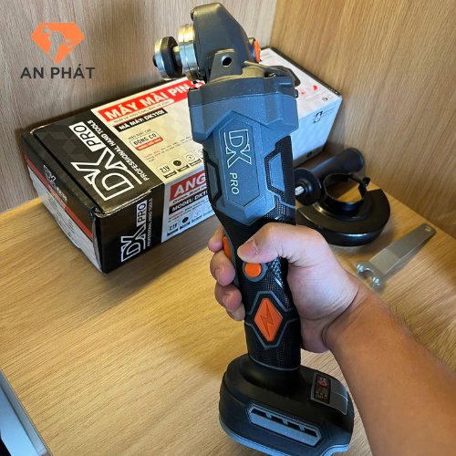 Thân máy mài pin DKPRO chống sốc đá, chống khởi động lại, Động cơ không chổi than, 3 cấp độ