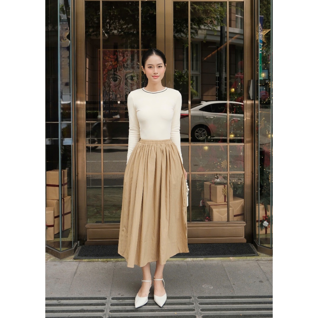 Set Váy Dáng Dài Nữ Liền Thân Dài Tay SHEMODA BREEZE CREAM DRESS Sang Trọng Tinh Tế