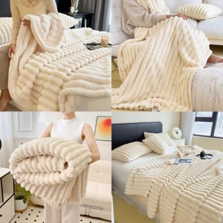 Chăn Tăm Lông Tuyết Sữa 2m3x2m Mềm Mịn Mướt Giữ Ấm Tốt Dùng 4 Mùa