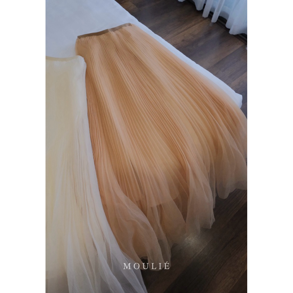 MOULIÉ | 𝐌𝐢𝐫𝐚 𝐒𝐤𝐢𝐫𝐭 Chân váy dập ly dáng dài chất liệu tơ cứng