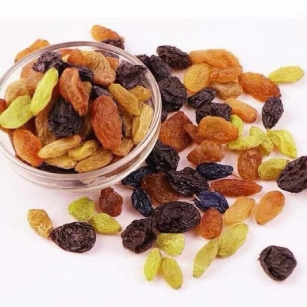 1Kg Nho Khô Sấy Chua Ngọt Mix 3 Màu