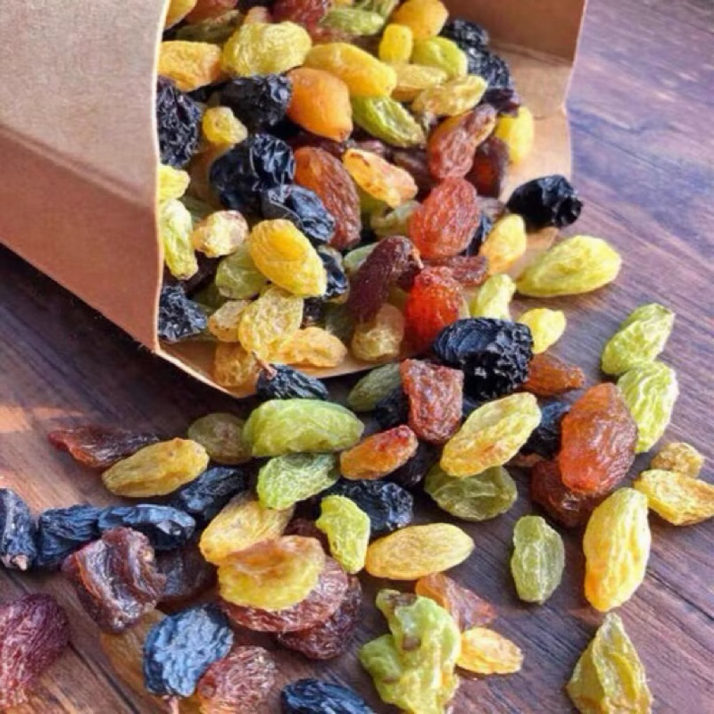 500gr Nho Khô Sấy Chua Ngọt Mix 3 Màu