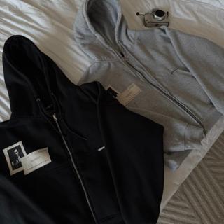   DEAL MỞ BÁN  GALLERY HOODIE ZIP - Áo khoác nỉ bông dây kéo kim loại  Có túi trong  Whose Studio 