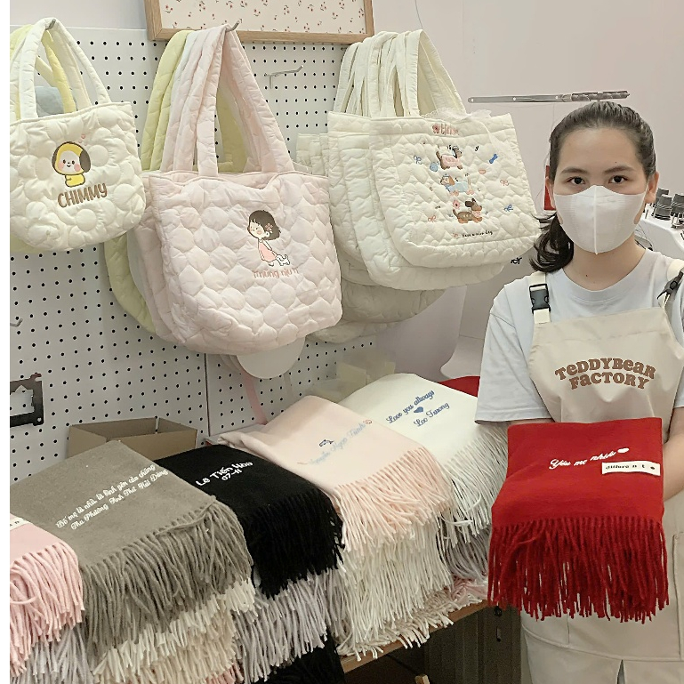 Khăn Quàng Cổ Thêu Tên Different Cashmere 300G, Khăn Len Thêu Tên Theo Yêu Cầu