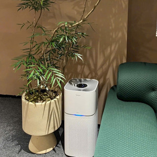 Máy lọc không khí Midea KJ400G-Z1 Pro