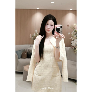  Lashin - DONNA Set áo khoác dạ  tweed ánh kim phối váy đính kim sa lấp lánh sang trọng 