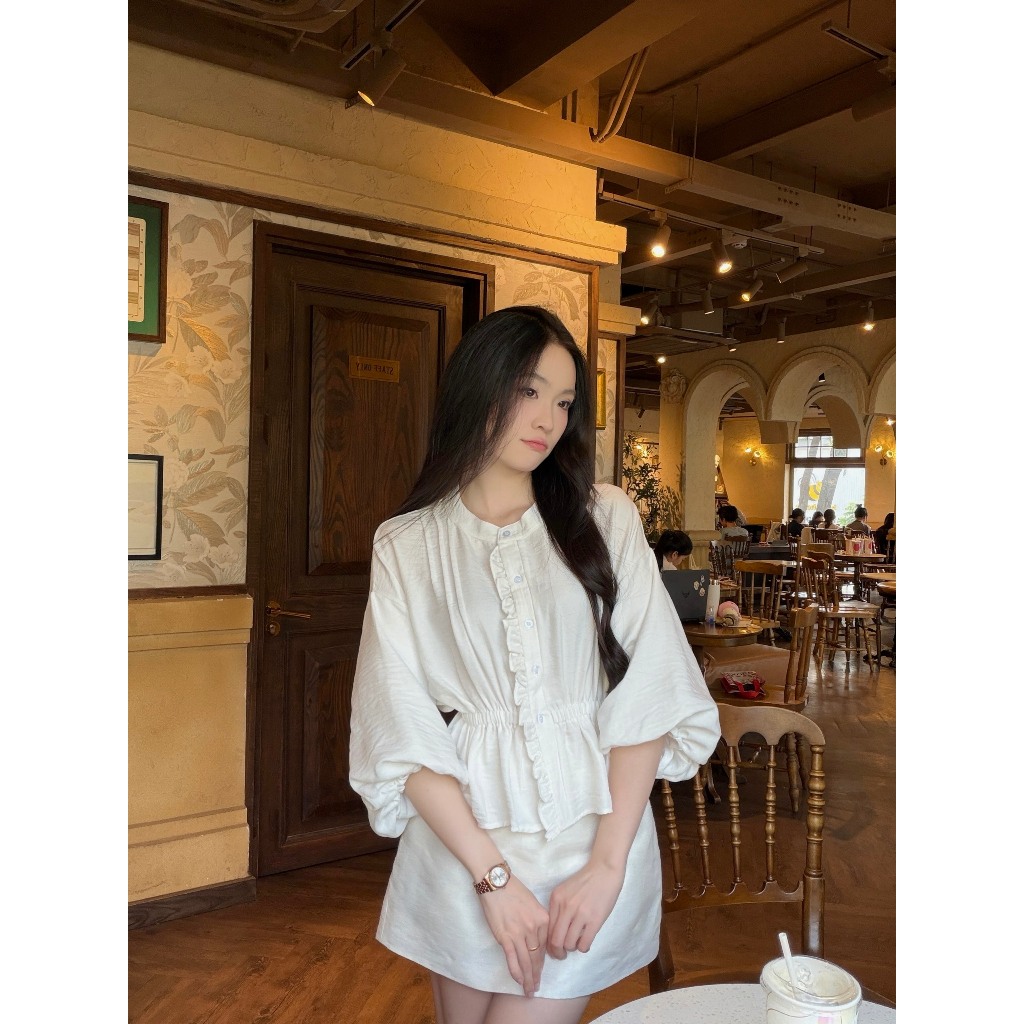Áo kiểu hottrend nữ cổ trụ nhún eo trẻ trung LAMO - B1504 | BigBuy360 - bigbuy360.vn
