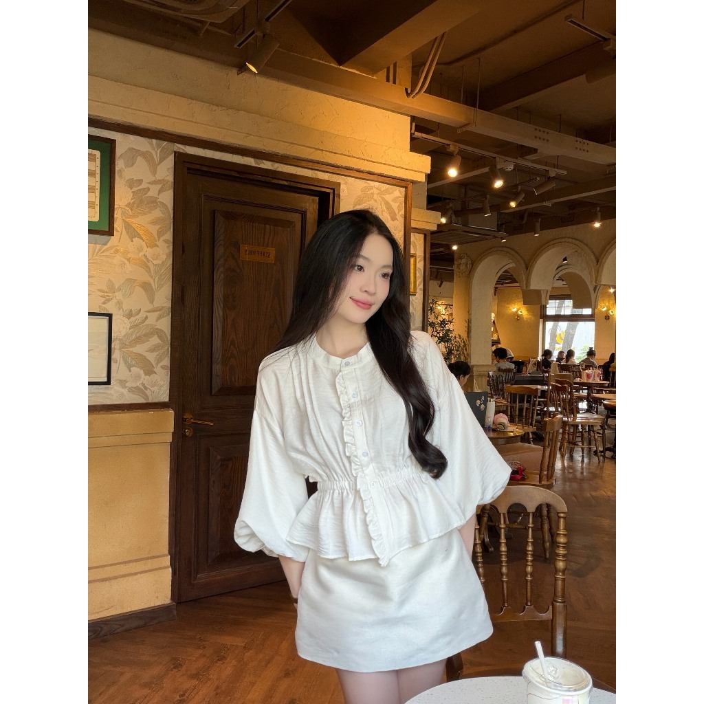 Áo kiểu hottrend nữ cổ trụ nhún eo trẻ trung LAMO - B1504 | BigBuy360 - bigbuy360.vn
