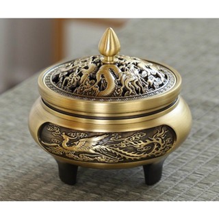  Lư xông trầm hương bằng đồng hoa văn chạm khắc tinh xảo 