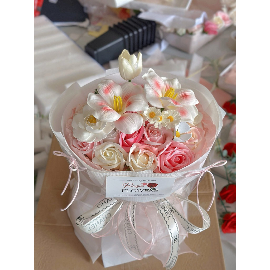 SET HOA SÁP MIX MÃ B07 TẶNG KÈM TÚI FLOWER,THIỆP
