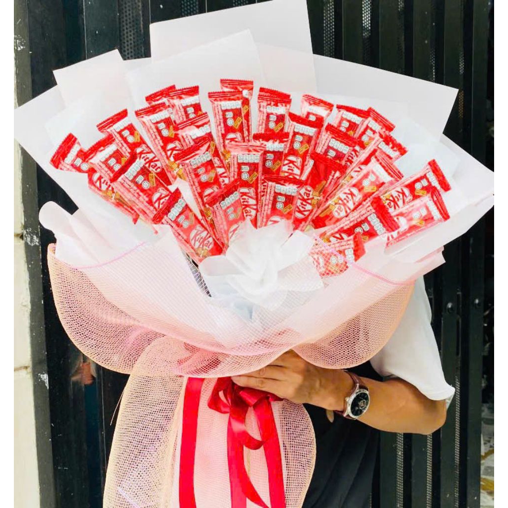 bó Hoa kitkat valentine 8/3 tặng bạn gái, người yêu 🌸