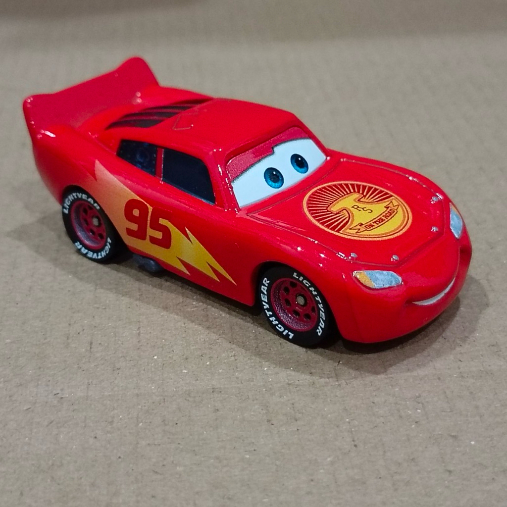 Xe Mattel Disney Pixar Cars Road Trip Lightning McQueen